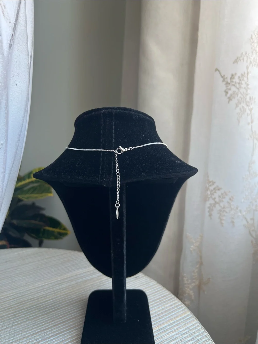 🩷- Silver Double Circle Pendant Necklace with crystal accents